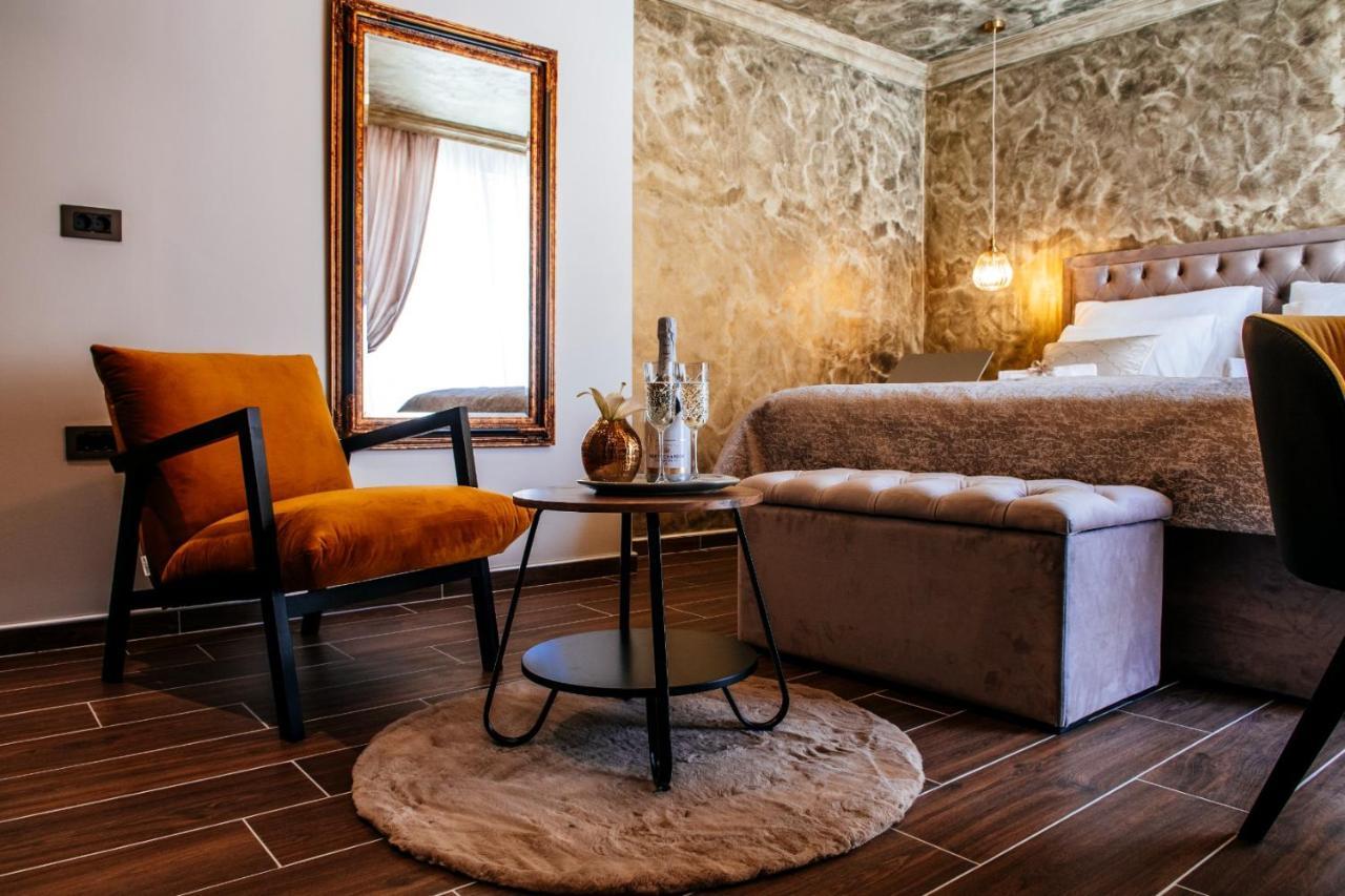 Luxury Vindemiae Zára
