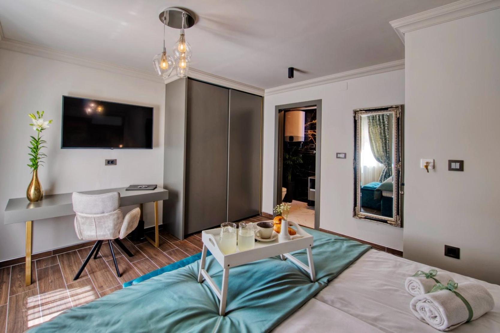 Luxury Vindemiae Zára